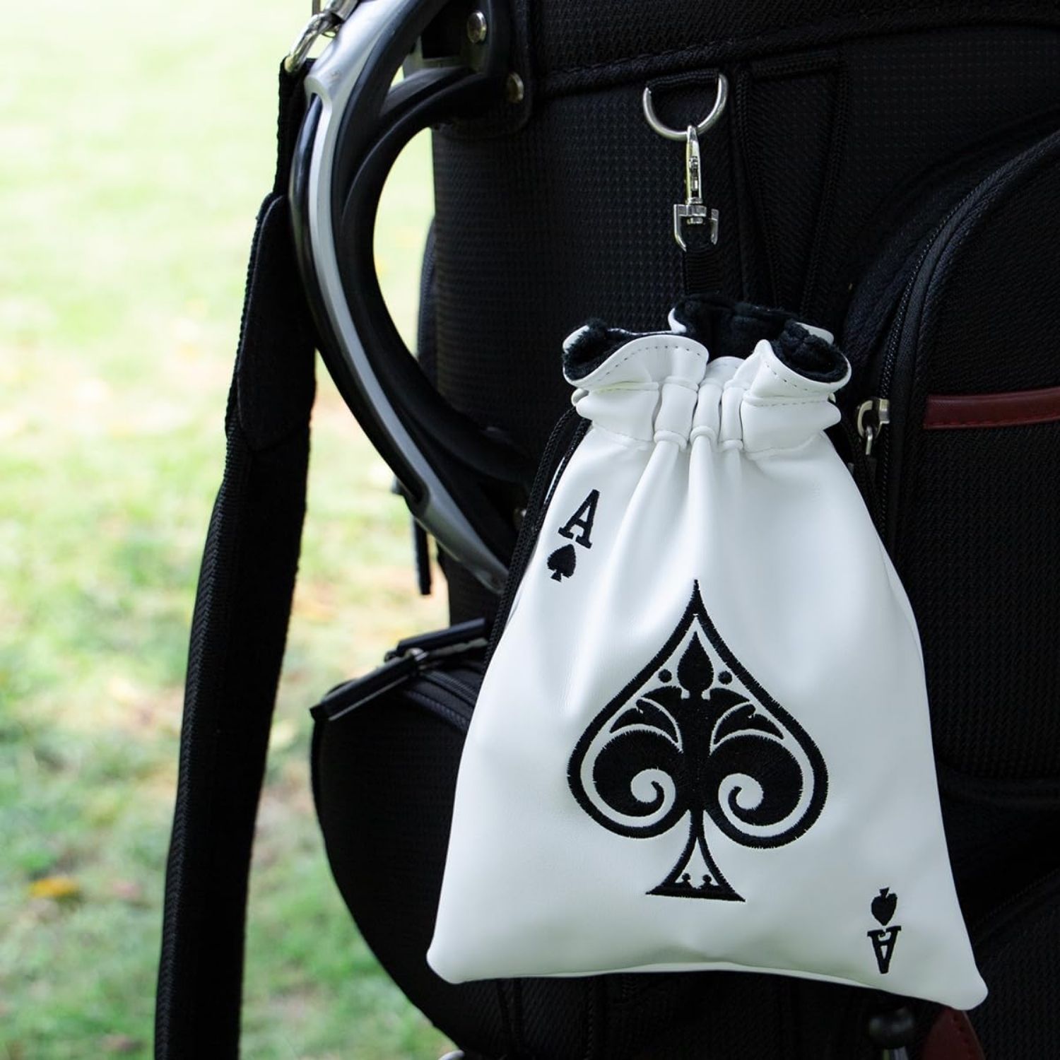 Funny Golf Valuables Pouch wit - Golf Equipment Drawing recension och pris