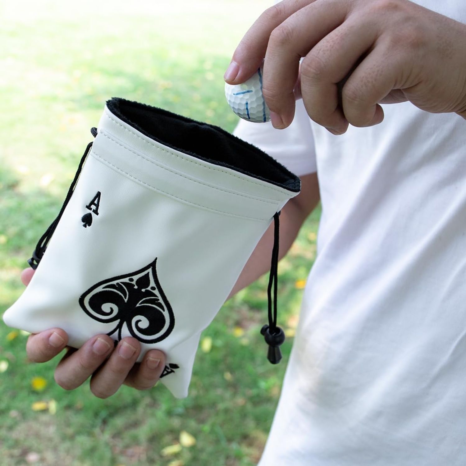 Funny Golf Valuables Pouch wit - Golf Equipment Drawing recension och pris
